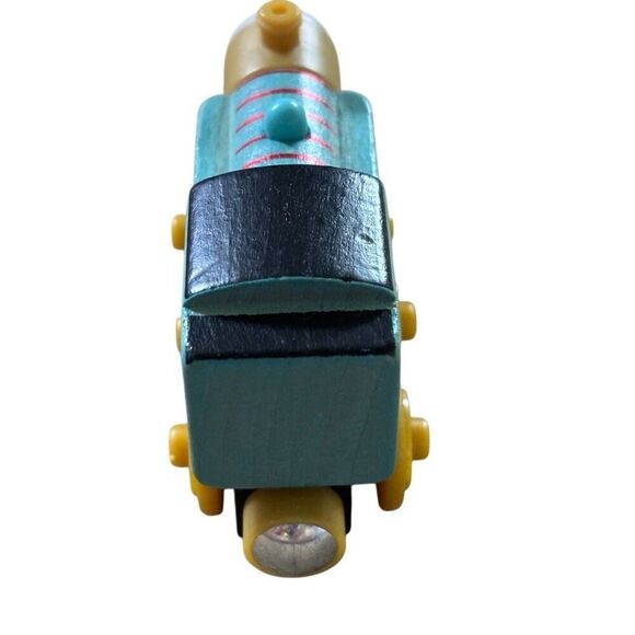 Thomas & Friends Wooden Railroad 75th Anniversary Tomas 2015 - Picture 6 of 7